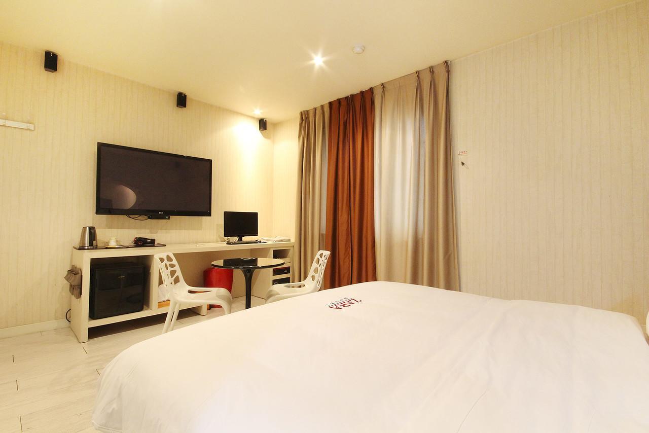Hotel Zara Changwon Zewnętrze zdjęcie