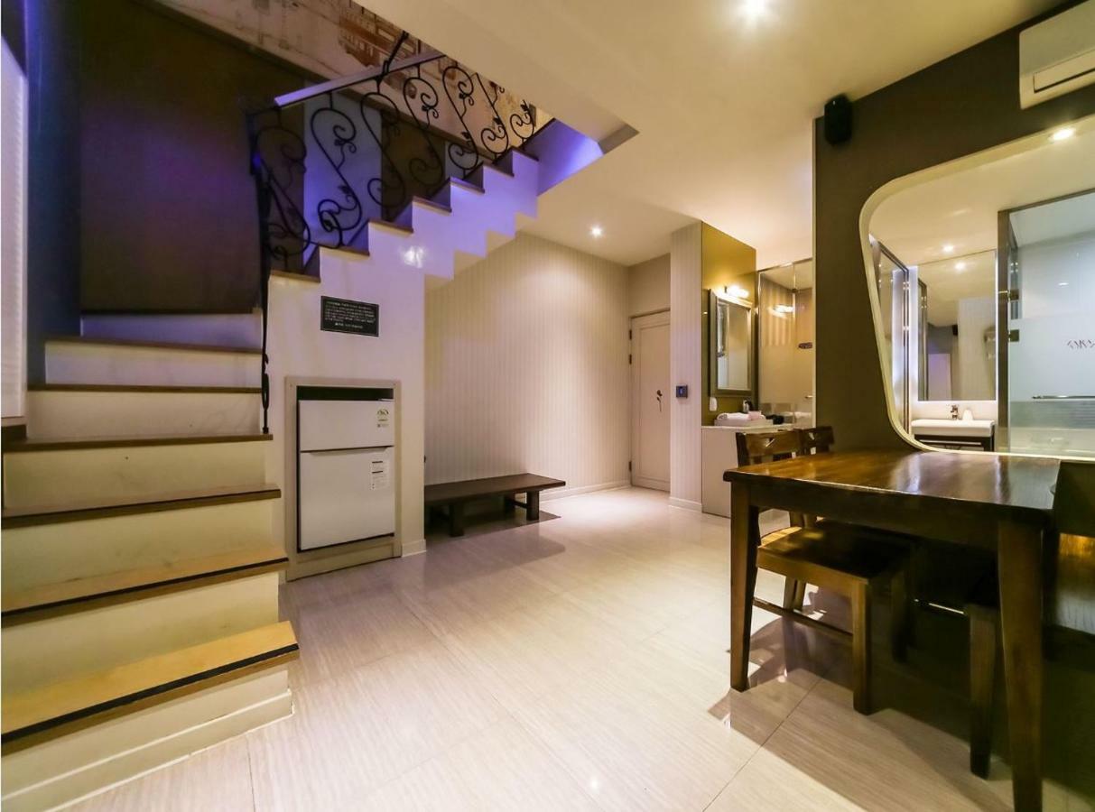 Hotel Zara Changwon Zewnętrze zdjęcie