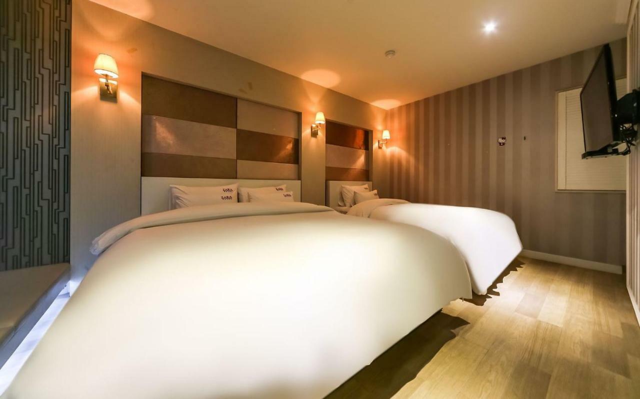 Hotel Zara Changwon Zewnętrze zdjęcie